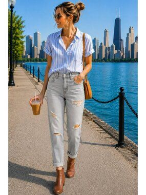 Current/Elliott Boyfriend Jeans Pale Grey Distressed Cropped Relaxed Fit 26" Wai